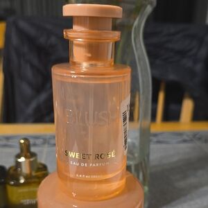 Blush Sweet Rosé Eau de Parfum - Peach